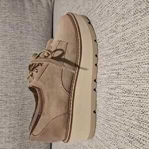 Chelsea & Violet Platform Lace-Up Shoes